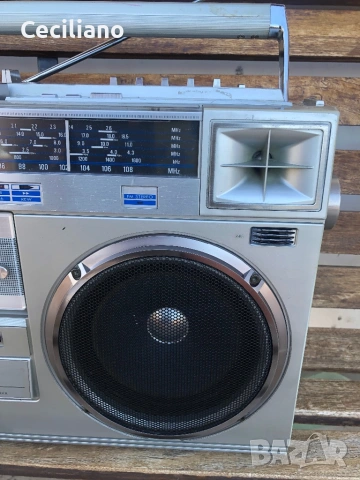 Радиокасетофон JVC RC M70, снимка 6 - Радиокасетофони, транзистори - 53446394