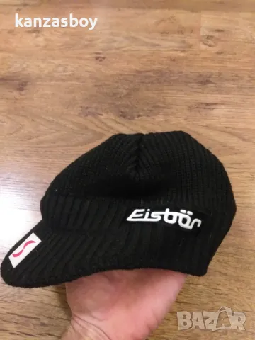 eisbär hats - страхотна зимна шапка 100% оригинал отлично състояние универсален размер, снимка 3 - Шапки - 48118899