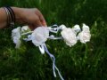 Венец за коса в бяло с Цветя и перлички за Сватба или Кръщене Аксесоар за коса Бяло Венче с цветя 