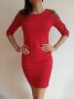 Стилна червена рокля, снимка 1 - Рокли - 33121708