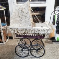 Стара количка за кукли, снимка 8 - Антикварни и старинни предмети - 43605794