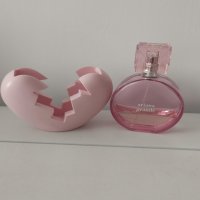 Продавам оригинален парфюм Ariana Grande Thank you Next, снимка 4 - Дамски парфюми - 40563830