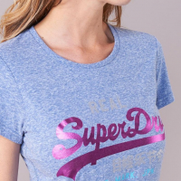 Намалена! Оригинална дамска маркова тениска Superdry vintage logo, L-XL, 42, снимка 2 - Тениски - 36506972