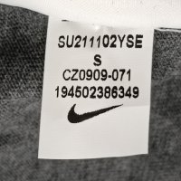 Nike Sportswear Tee оригинална тениска ръст 122-128см, 128-137см Найк, снимка 8 - Детски тениски и потници - 44030241