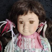 Порцеланова кукла-40см, снимка 4 - Кукли - 43946987