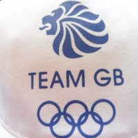 Шапка с козирка, щампа на стилизирана глава на лъв, олимпийски кръгове и надпис TEAM GB, регулируема, снимка 1 - Шапки - 37376713