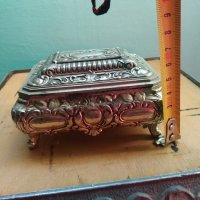 посребрена метална барокова кутия, снимка 2 - Други ценни предмети - 38297069
