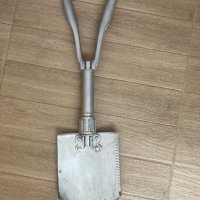 Сгъваема немска лопата , снимка 2 - Антикварни и старинни предмети - 36855895