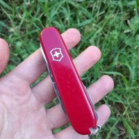 Швейцарски Victorinox 12 остриета Мултифункционален джобен нож риболов къмпинг туризъм , снимка 8 - Колекции - 40631175