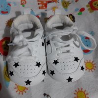 Бебешки буйки 6-12 месеца, снимка 1 - Бебешки обувки - 39648081