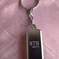 Флашка 8 терабайта / 8000 GB /, снимка 1 - USB Flash памети - 44015131