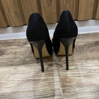 Дамски черни обувки, снимка 3 - Дамски обувки на ток - 43619027