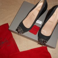 Christian Louboutin Asteroid 140 suede and patent-leather pumps, снимка 6 - Дамски елегантни обувки - 26637968