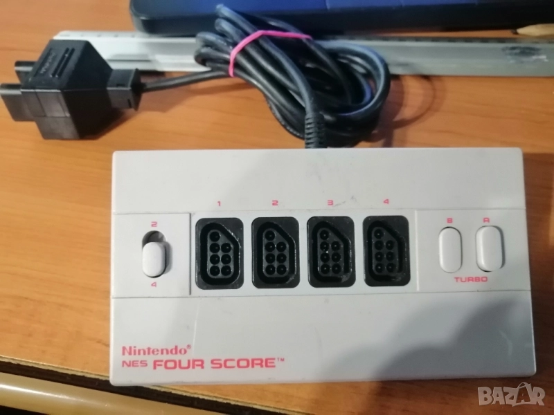 Адаптер Nintendo NES Four Score, снимка 1