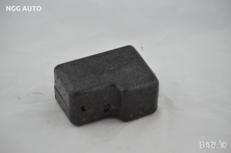 Вакуум помпа централно заключване за VW POLO (6N1) (1994 - 1999), снимка 1