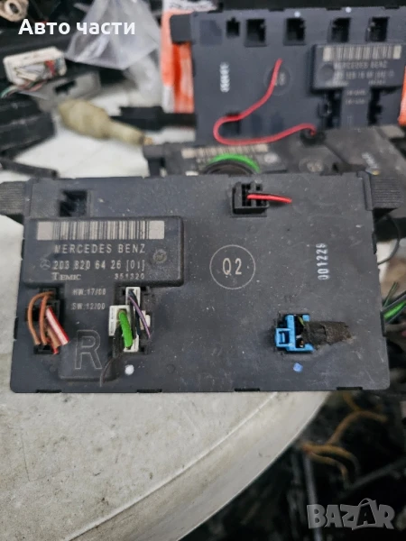 Модул предна дясна врата Mercedes C class W203 2.2 CDI 150 конски сили 2038206426, снимка 1