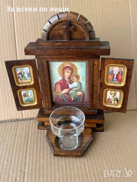Триптих , Дърворезба, старинен домашен иконостас с кандило , икона, снимка 1