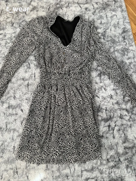 Дамска рокля, снимка 1