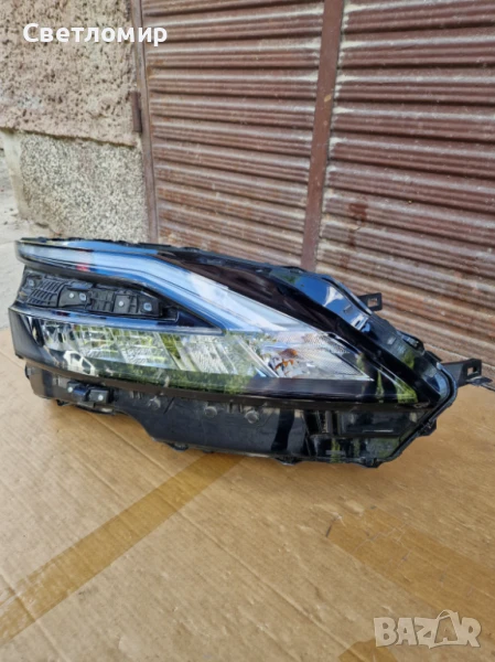 Фар десен за Nissan Qashqai J12, снимка 1