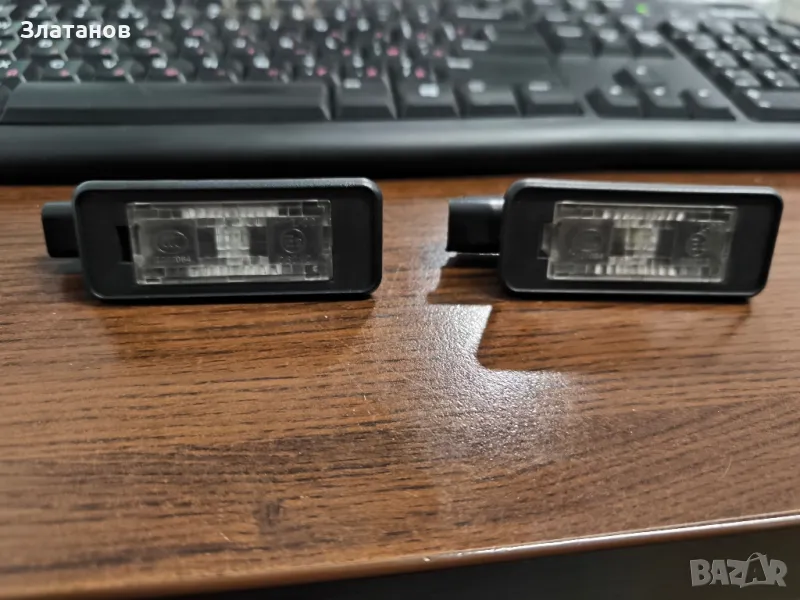 Оригинални плафони за осветление на заден номер на Пежо, снимка 1