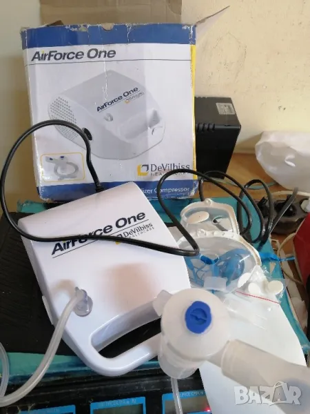 Немски инхалатор DeVilbiss, снимка 1