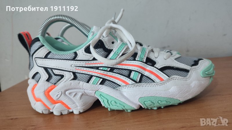 Asics. Дамски маратонки. 39, снимка 1