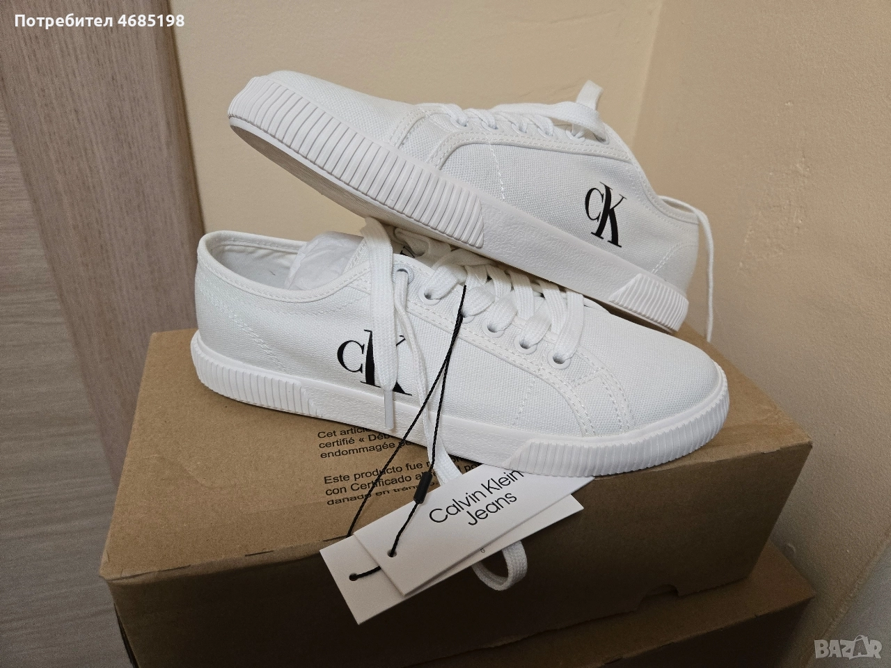 Чисто нови дамски кецове Calvin Klein, снимка 1