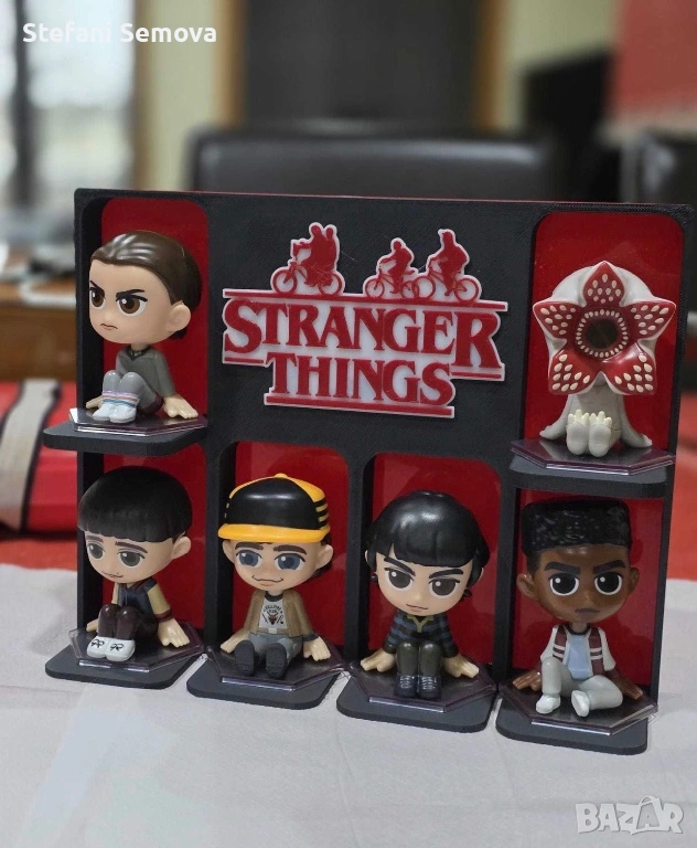 Stranger Things - Mcdonalds - Поставка за фигурки, снимка 1