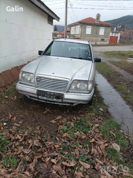 Mercedes 124 E250 на части, снимка 1