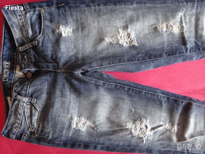 Дънки с декоративни скъсвания, снимка 1