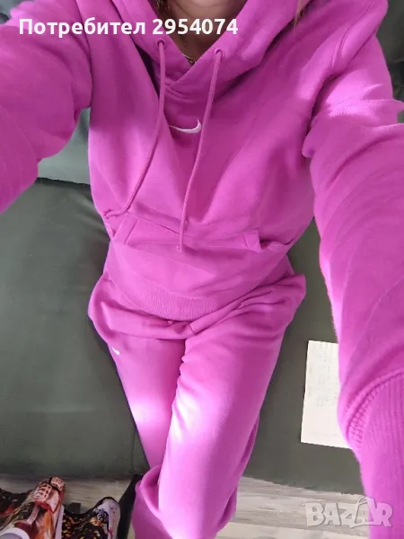 оригинален дамски екип найк М -150лв, снимка 1