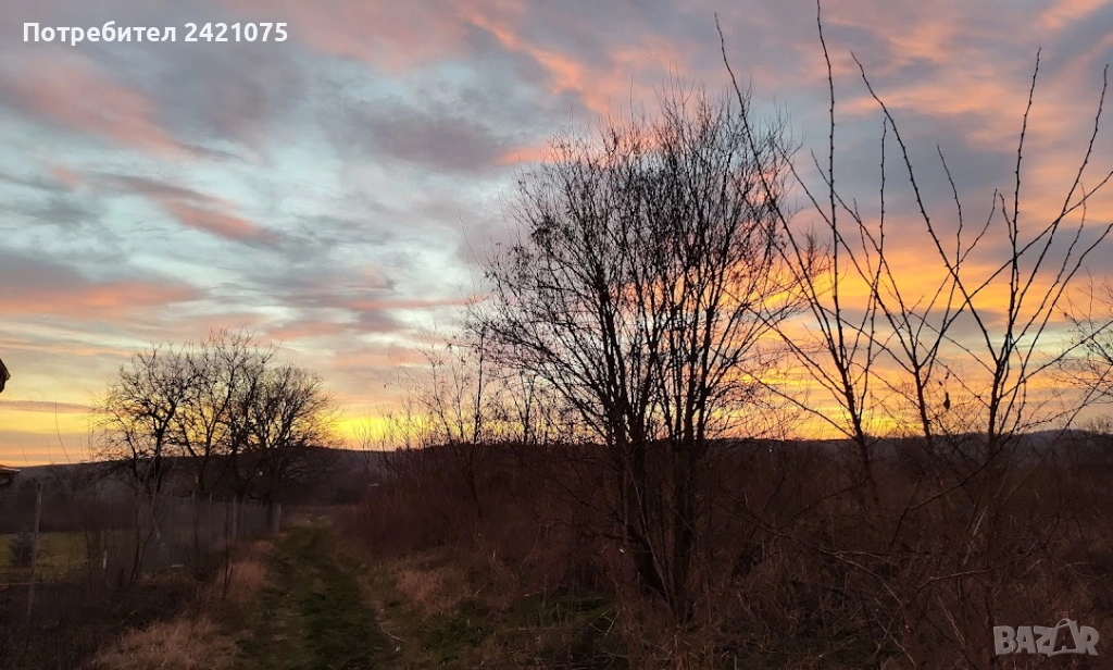 Дворно място в село Загорци, снимка 1