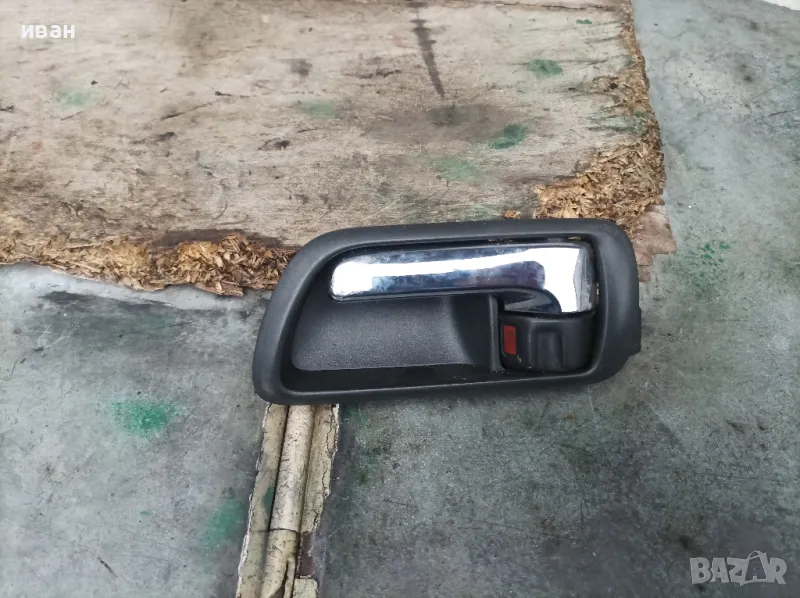 Предна лява вътрешна дръжка за Тойота Корола Версо. 2006 год., снимка 1