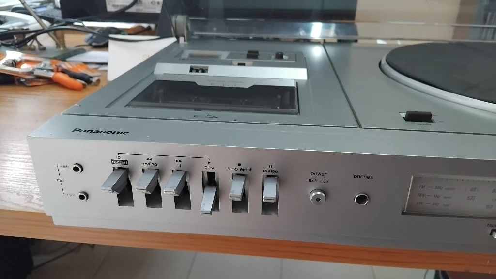 Panasonic SG-3000 Стерео музикален център в Аудиосистеми в гр