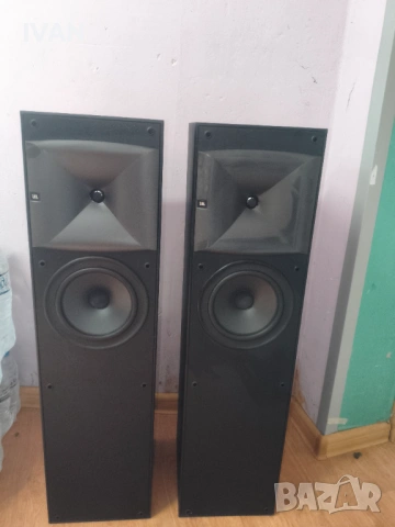 Продавам тонколони jbl-HLS615