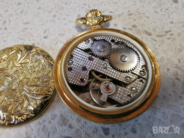 малък джобен NEWTON, снимка 5 - Антикварни и старинни предмети - 50963485