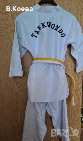 Нов екип за Таекуондо с оригинален колан, размер 150 см, снимка 2 - Спортни дрехи, екипи - 43351158