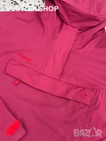 Дамски анорак BERGANS OF NORWAY. Размер М, снимка 2 - Спортни екипи - 52879622