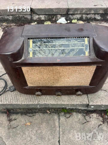 продавам лампово радио PHILIPS