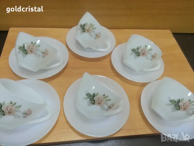 стар френски аркопал чаши за чай , снимка 3 - Антикварни и старинни предмети - 49514040