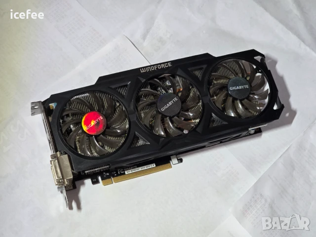 Gigabyte GTX 760 видеокарта, снимка 3 - Видеокарти - 51156271