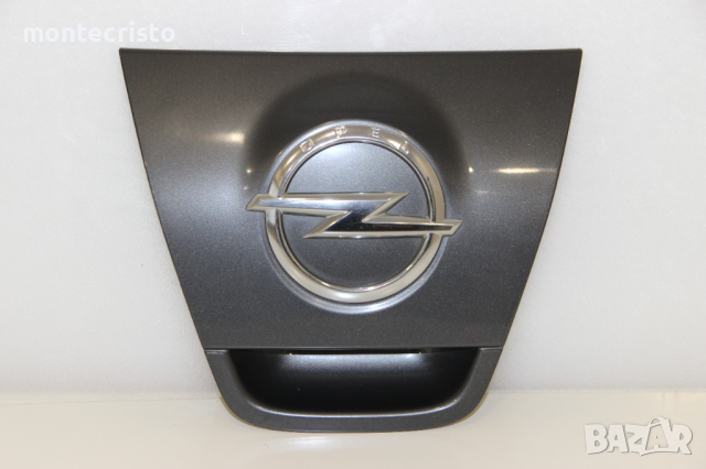Задна емблема Opel Astra J хечбек 5 врати (2009-2016г.) 13372620 / дръжка заден капак Опел Астра