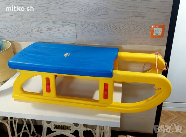 Детска шейна