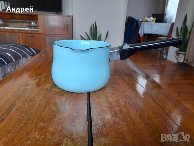 Старо емайлирано джезве,касерола, снимка 3 - Други ценни предмети - 43314578