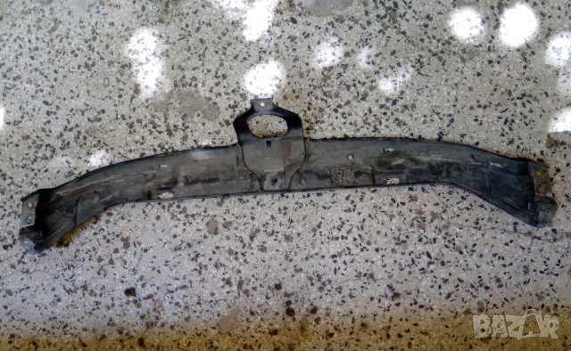 маска Mercedes E W210, снимка 4 - Части - 36999928