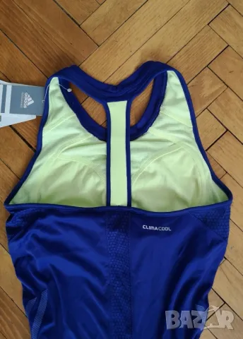 Оригинален дамски потник Adidas размер XS, снимка 3 - Потници - 49690338