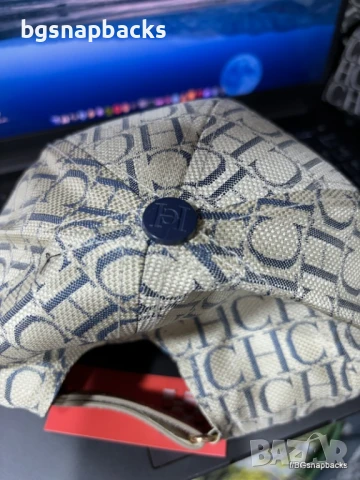 Каролина маркови шапки херрера carolina shapka lux, снимка 7 - Шапки - 50920717