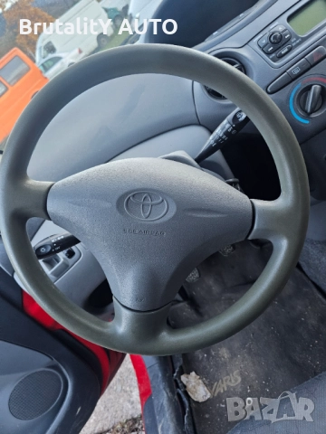 Продава се тойота ярис 1.0i 68к.с цяла или на части!, снимка 3 - Автомобили и джипове - 52124896