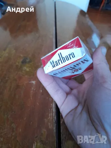 Стара кутия от цигари Marlboro #2, снимка 5 - Колекции - 49468836
