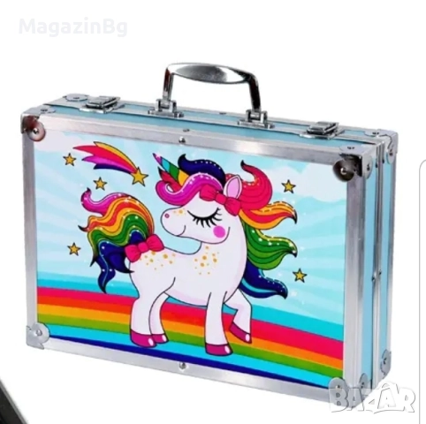 Комплект за рисуване и оцветяване на две нива в куфарче /145 части/ , снимка 2 - Рисуване и оцветяване - 52726837